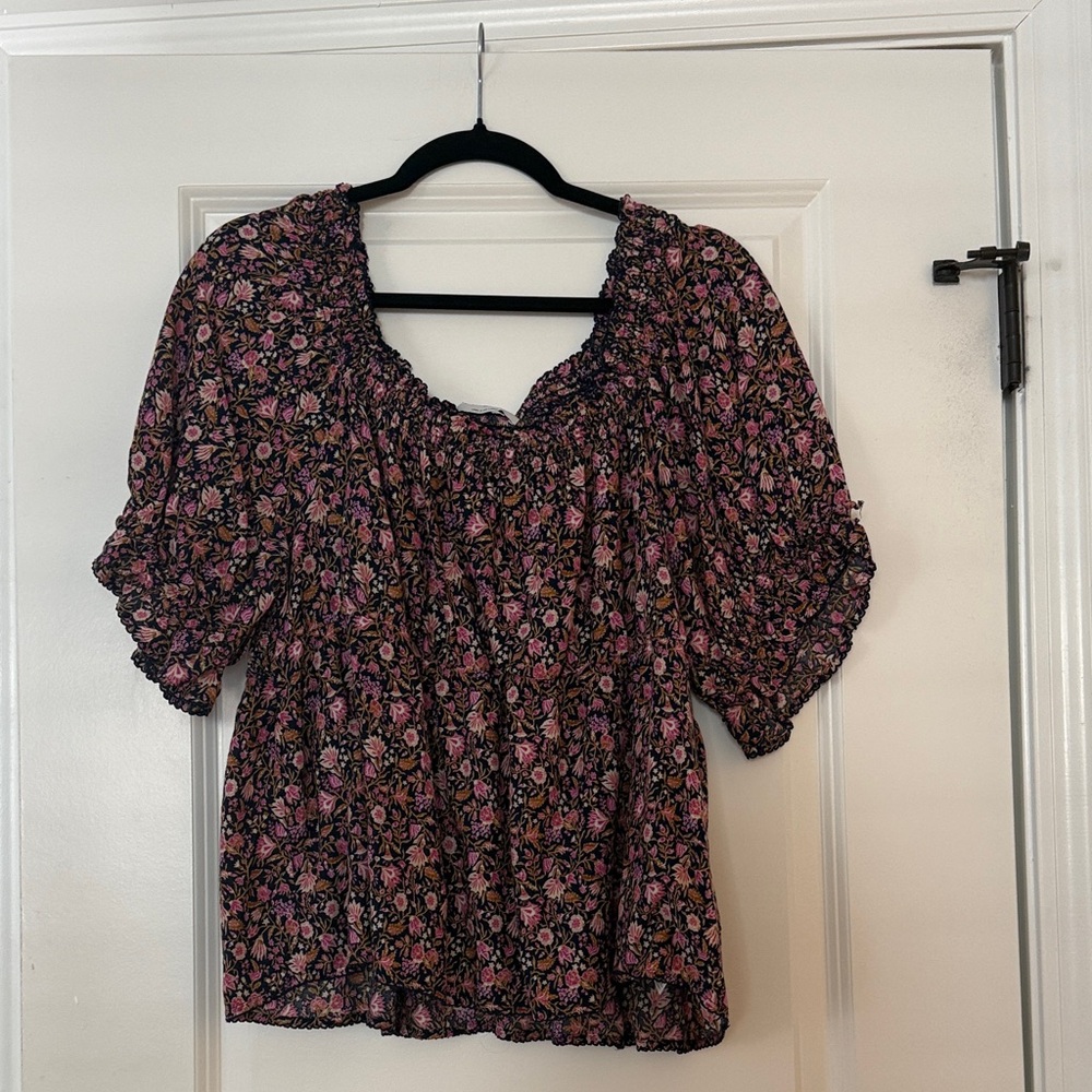 Old Navy Floral Puff Sleeve Blouse - Pink and Navy